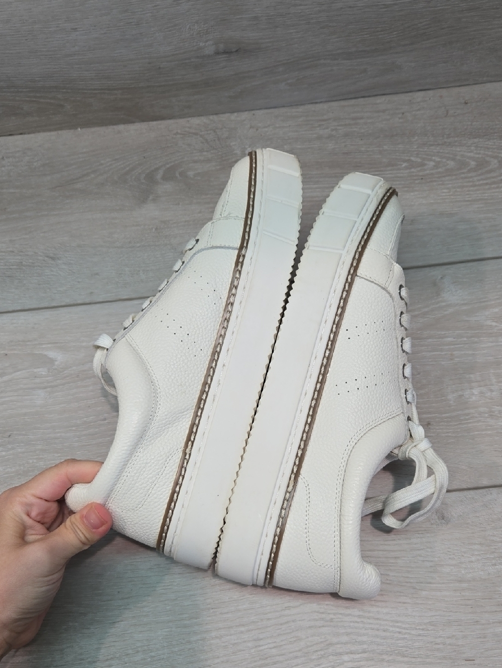 Vince Camuto Women Rezelli White Platform Leather Sneakers Shoes Sz 10M - Picture 9 of 12